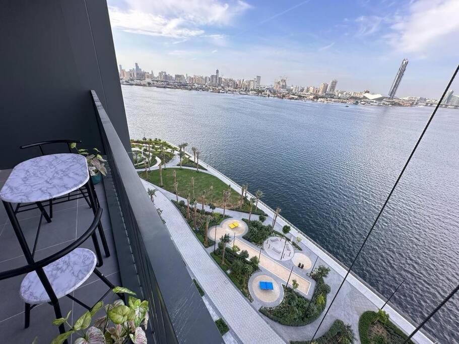 Waterfront 2Bdr Emaar Edge 1 Apartment Dubai Exterior photo